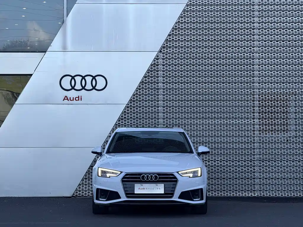 Audi A4L — миниатюра 2