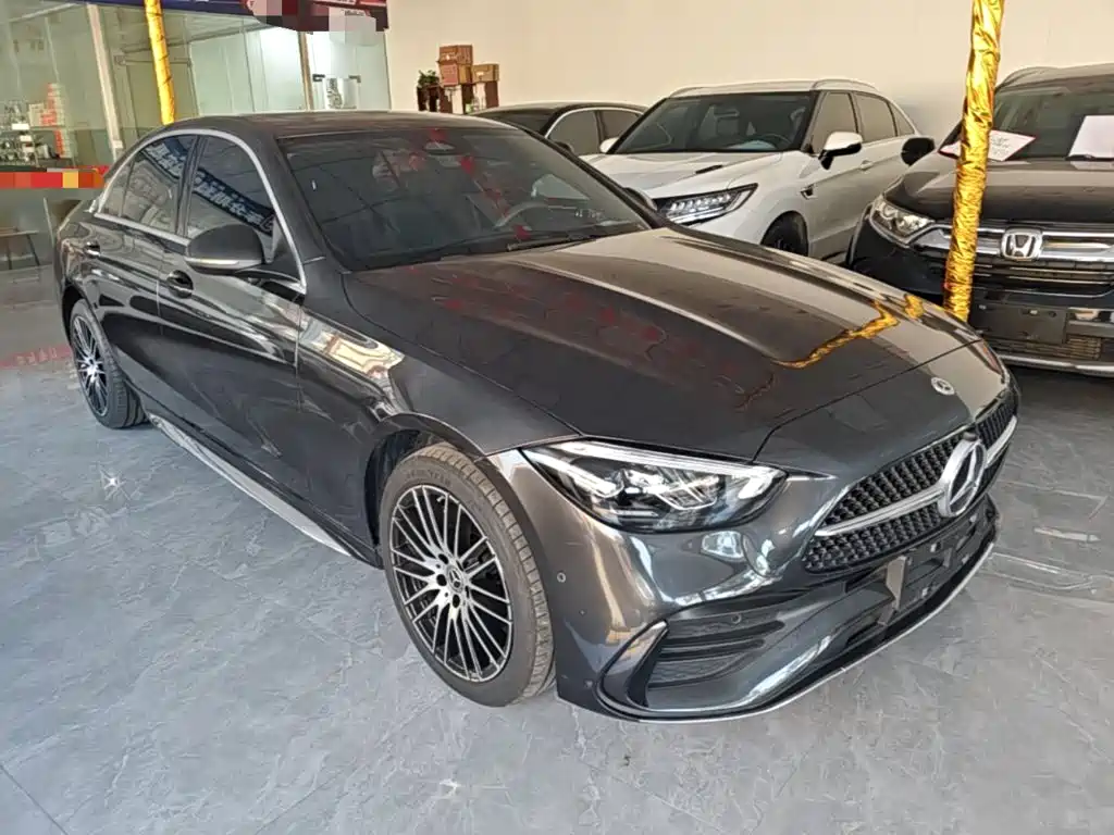 Mercedes-Benz C-Class — миниатюра 4