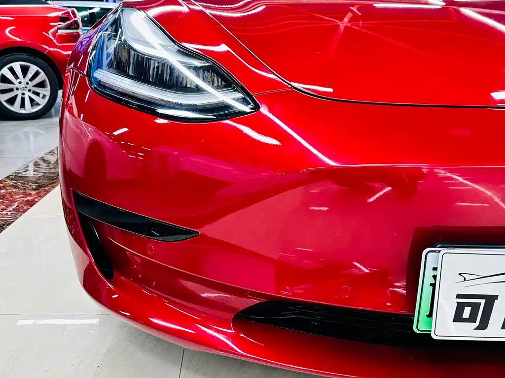 Tesla Model 3 — миниатюра 9