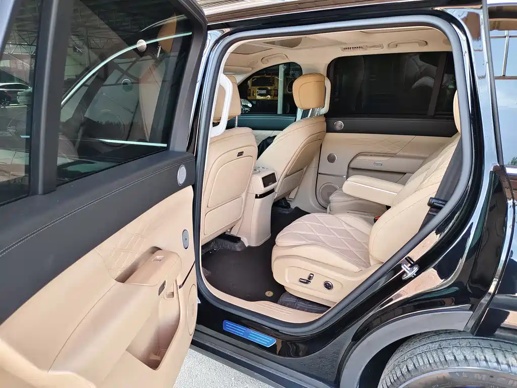 Chery T11 2026 220