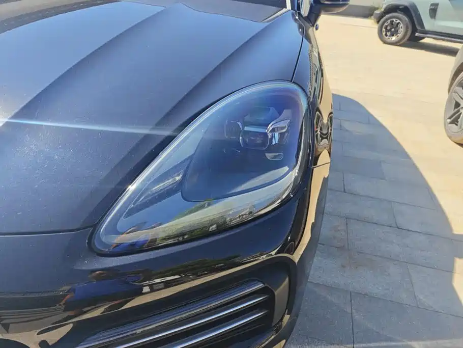 Porsche Cayenne Hybrid — миниатюра 5