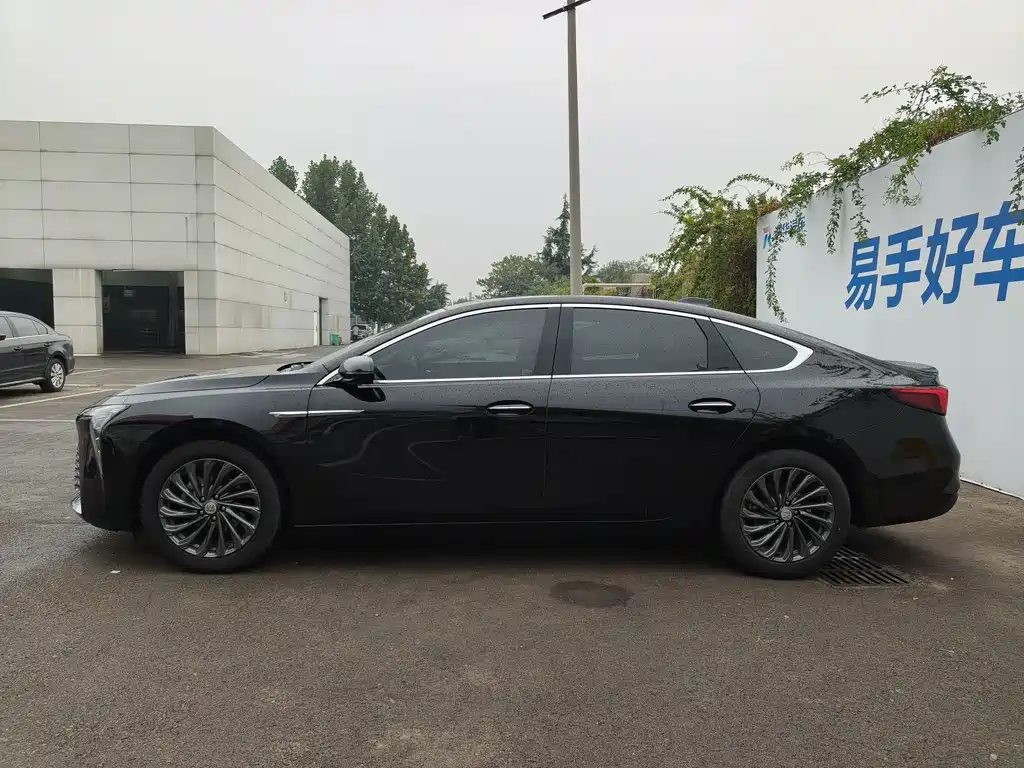 Buick LaCrosse — миниатюра 3