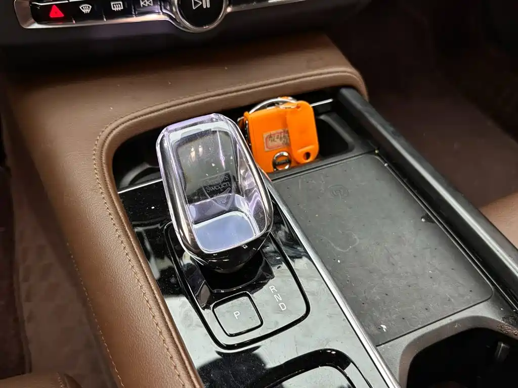 Volvo S90 — миниатюра 16