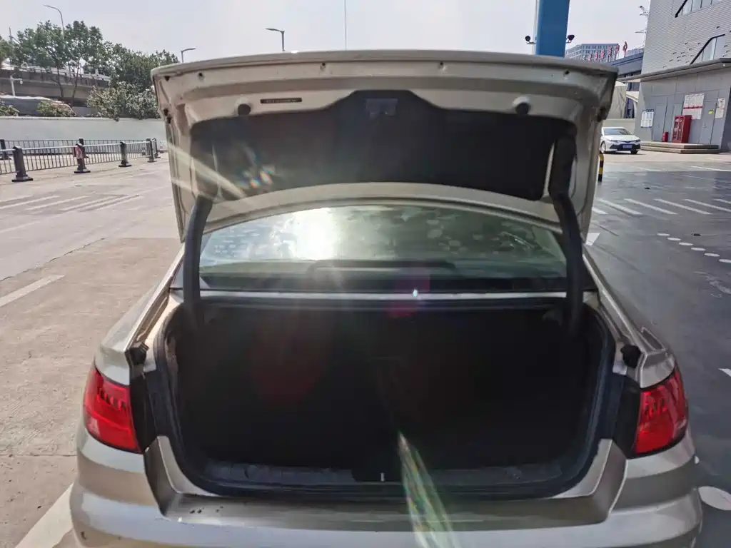 Geely Emgrand GL — миниатюра 16