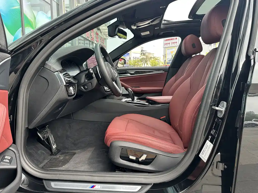BMW 5 Series — миниатюра 16