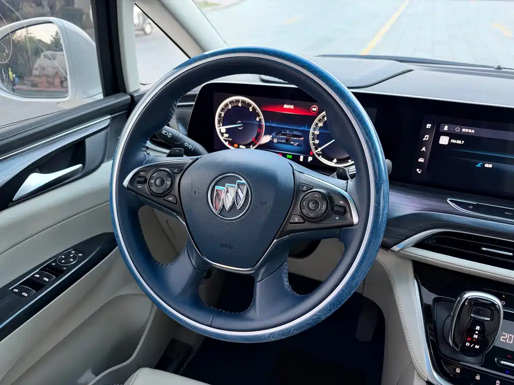 Buick GL8 — миниатюра 18