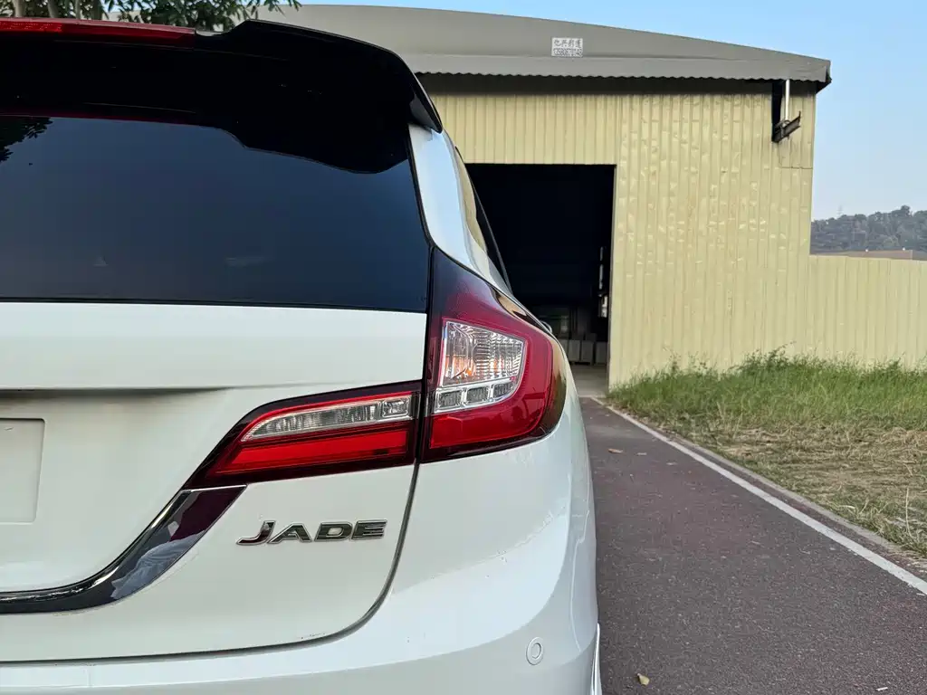 Honda Jade — миниатюра 10