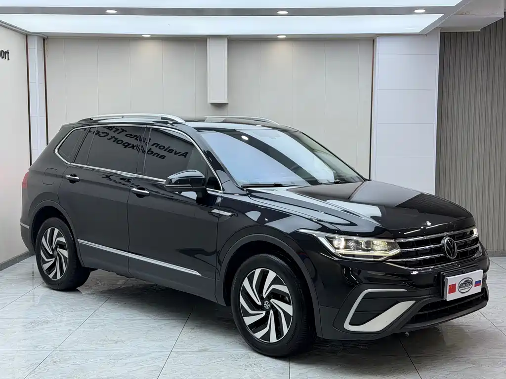 Volkswagen Tiguan L L 2023 280TSI AT