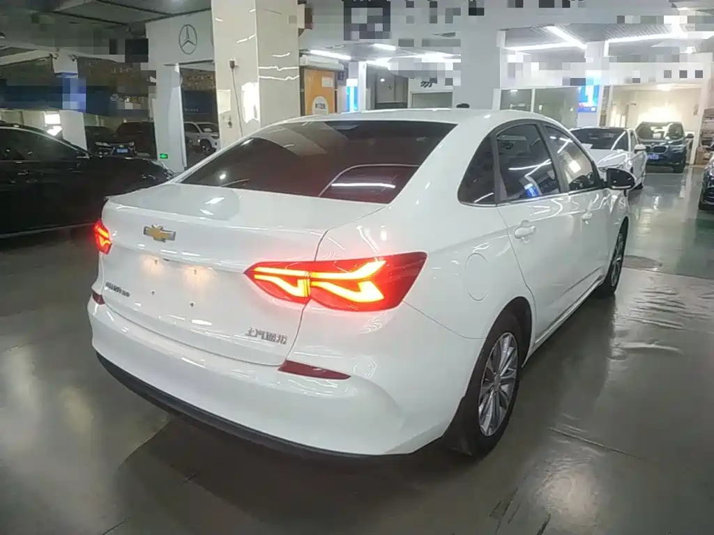 Chevrolet Monza 2022 320 AT Enjoy