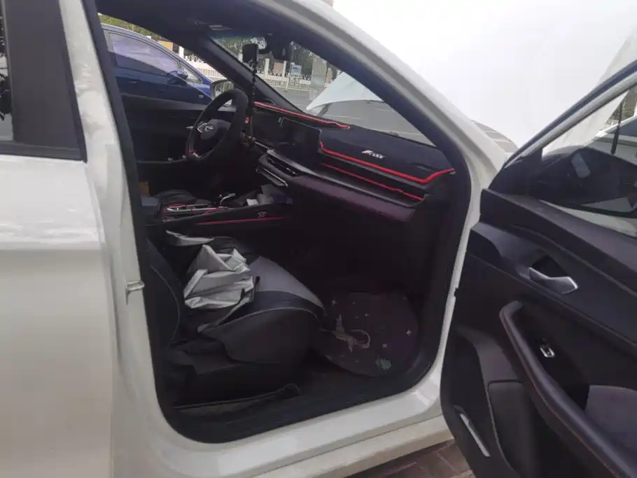 Geely Binrui — миниатюра 8