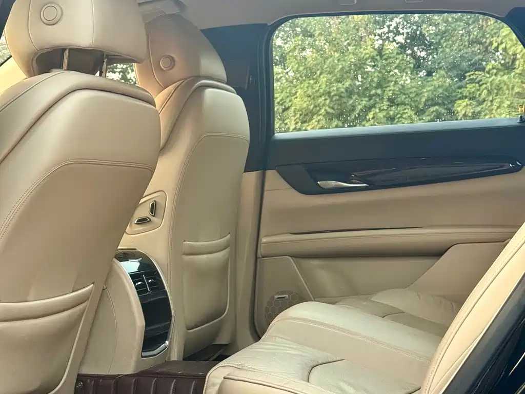 Cadillac CT6 — миниатюра 6