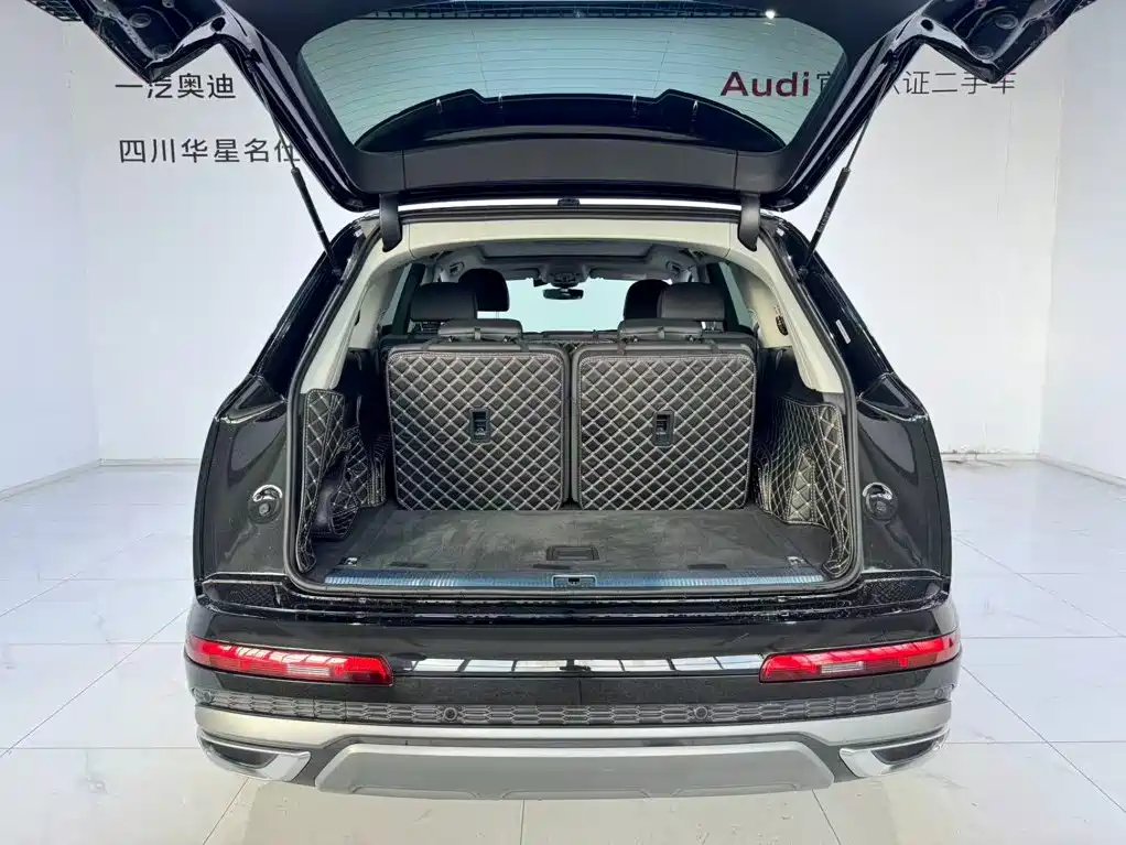 Audi Q7 — миниатюра 6