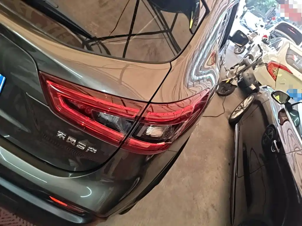 Nissan Qashqai — миниатюра 8
