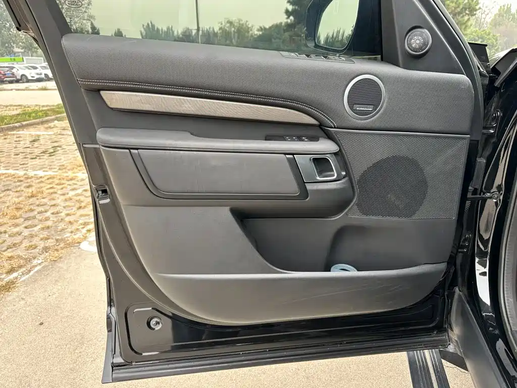 Land Rover Discovery — миниатюра 14
