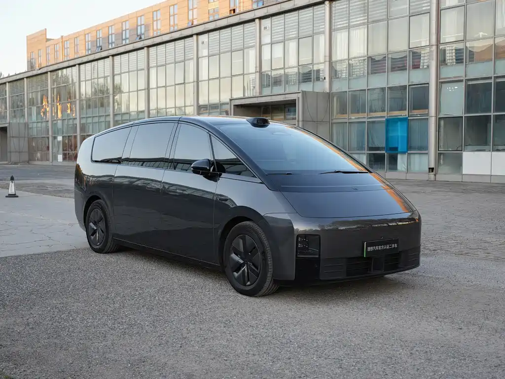 Li Auto Li MEGA — миниатюра 3
