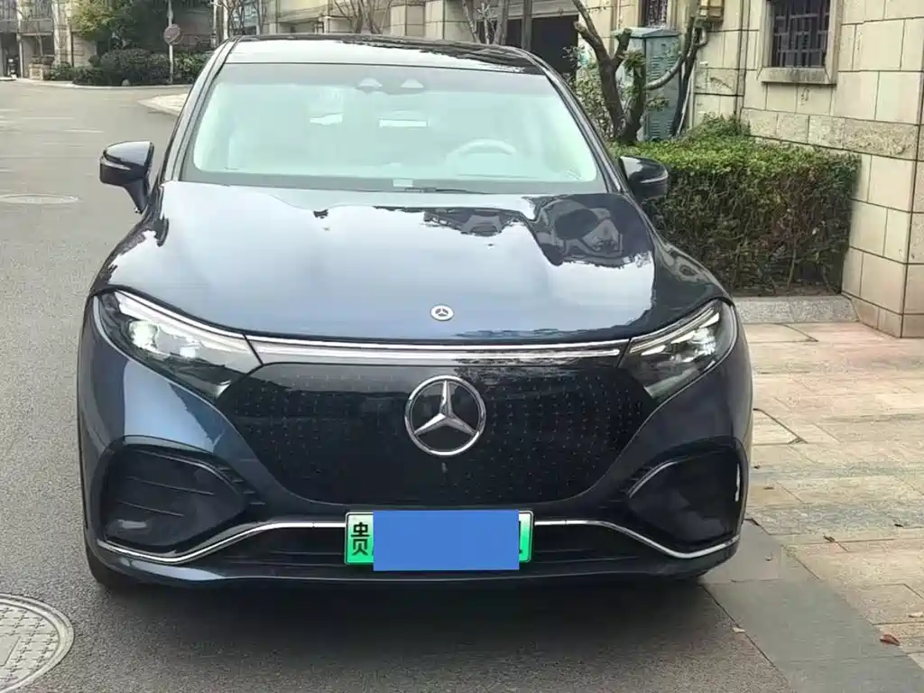 Mercedes-Benz EQS SUV — миниатюра 2