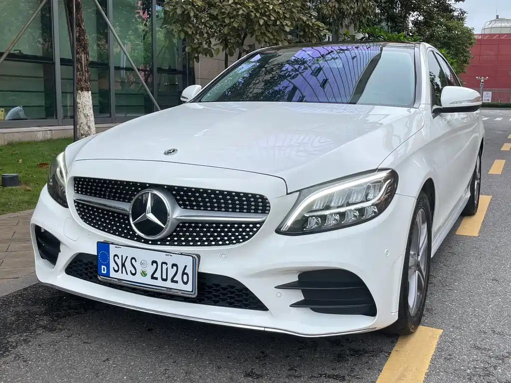 Mercedes-Benz C-Class 2020