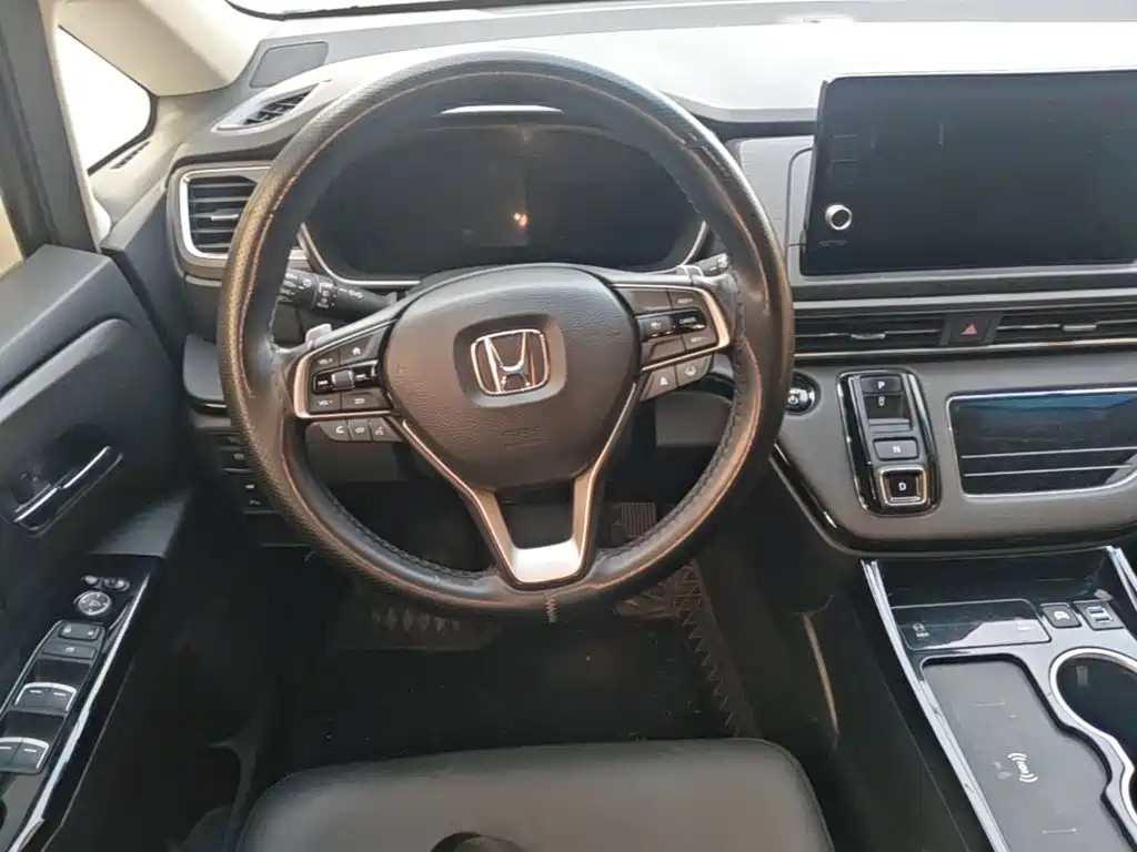 Honda Elysion — миниатюра 11