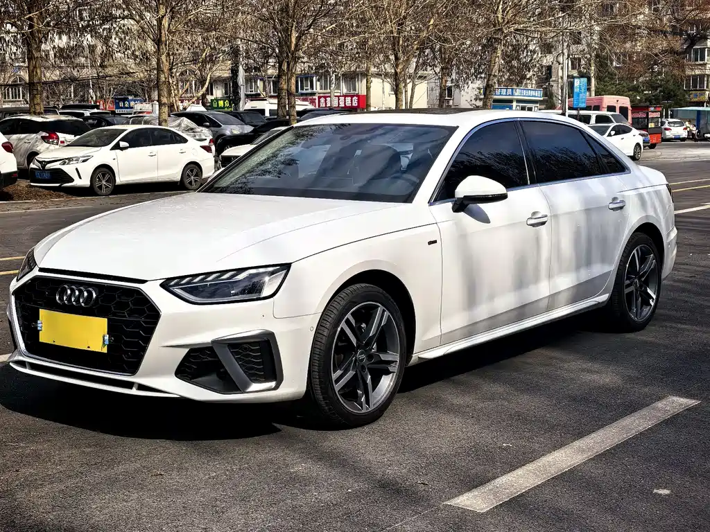 Audi A4L 2021