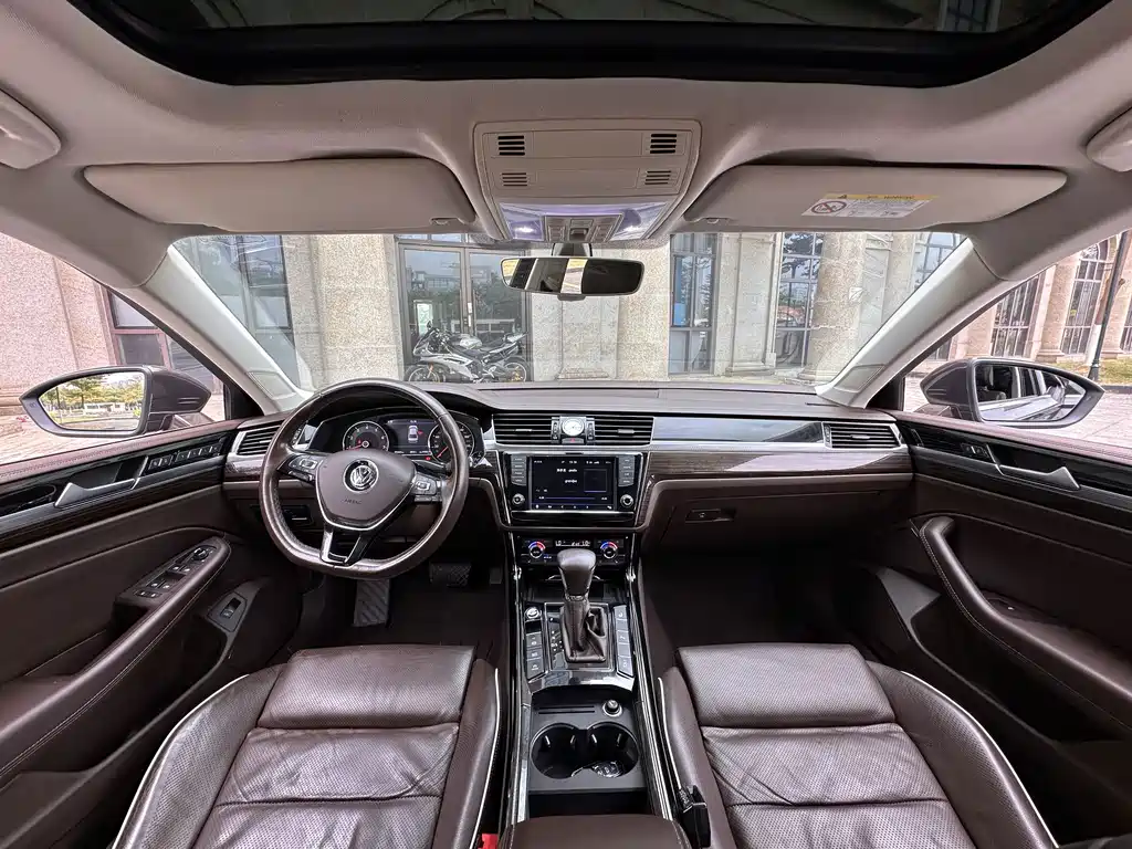 Volkswagen Phideon — миниатюра 24