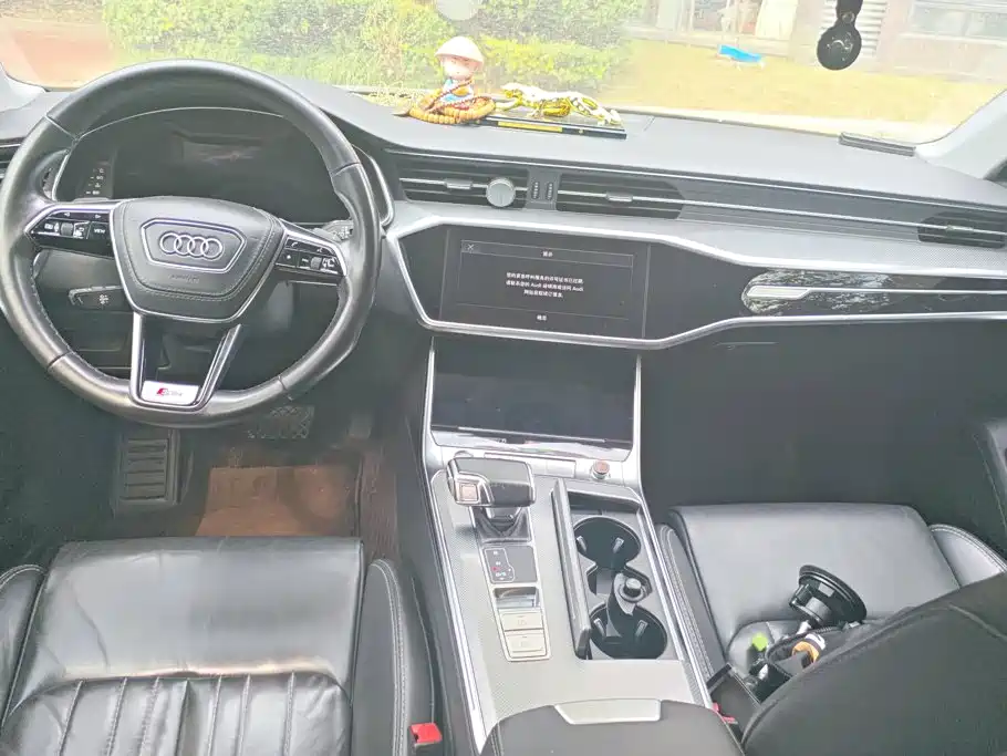 Audi A6L — миниатюра 12
