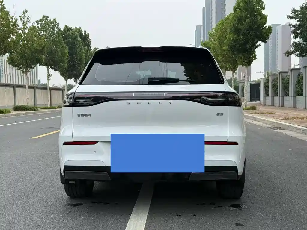 Geely Galaxy Galaxy E5 E5 2024 440km