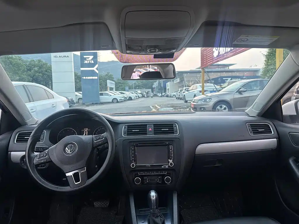 Volkswagen Sagitar — миниатюра 13