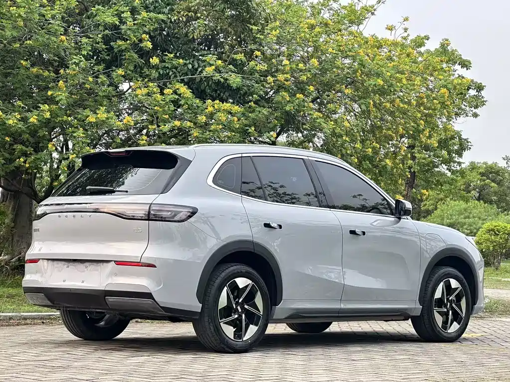 Geely Galaxy Galaxy E5 E5 2026 610km +