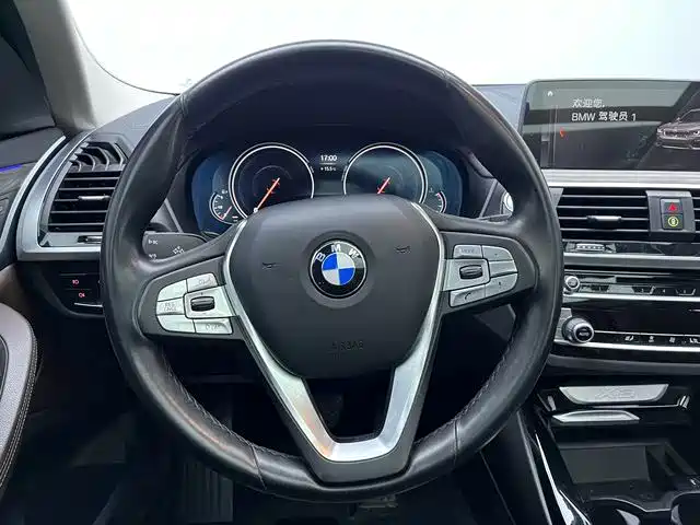 BMW X3 — миниатюра 11