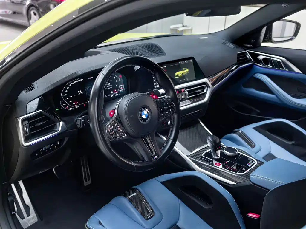 BMW M4 2021 M4