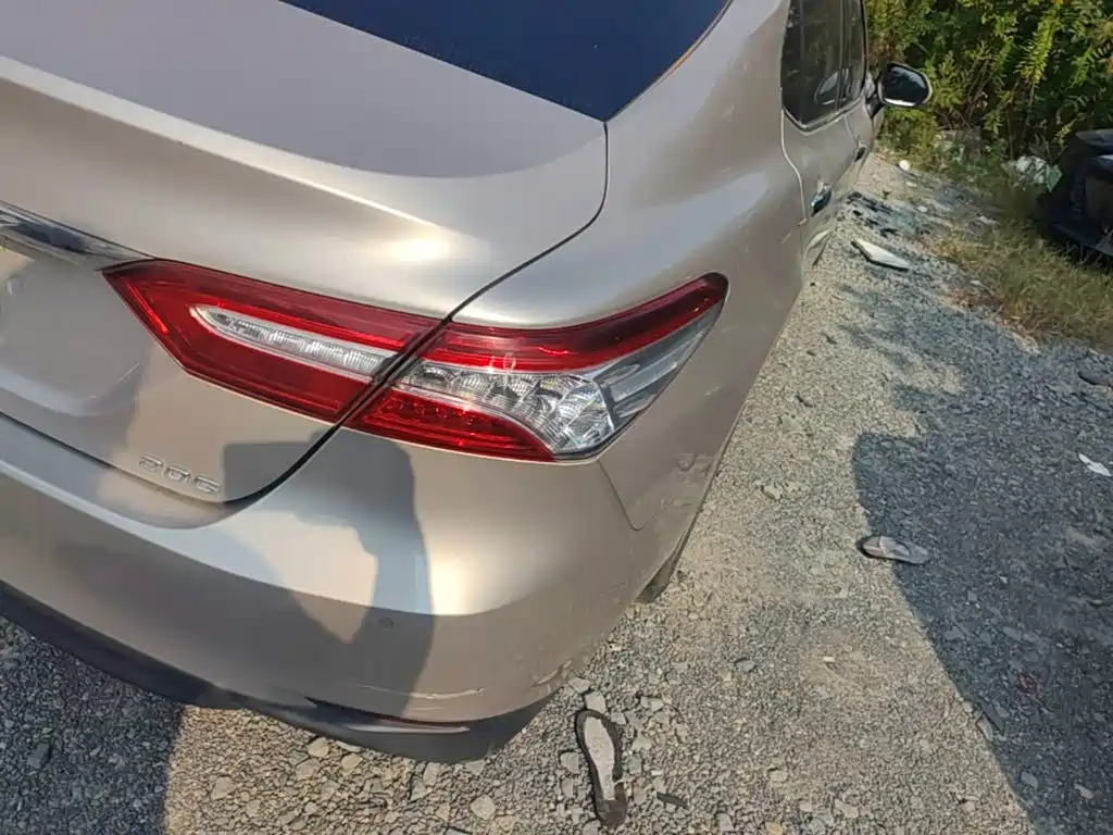 Toyota Camry — миниатюра 8