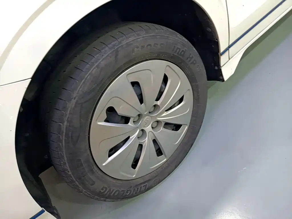 BYD e2 — миниатюра 23