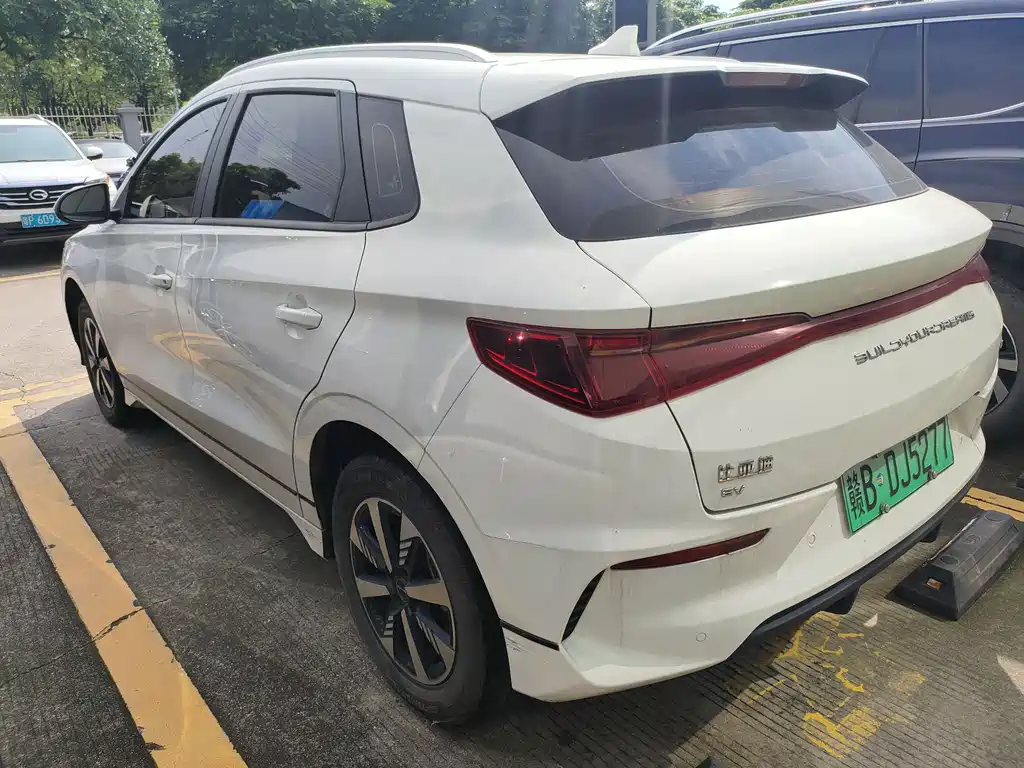 BYD E2 2023 Luxury