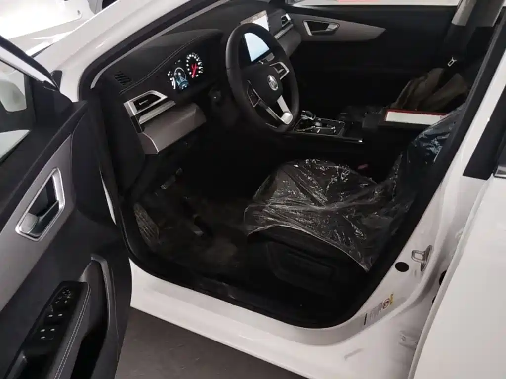 BYD Qin NEV — миниатюра 16