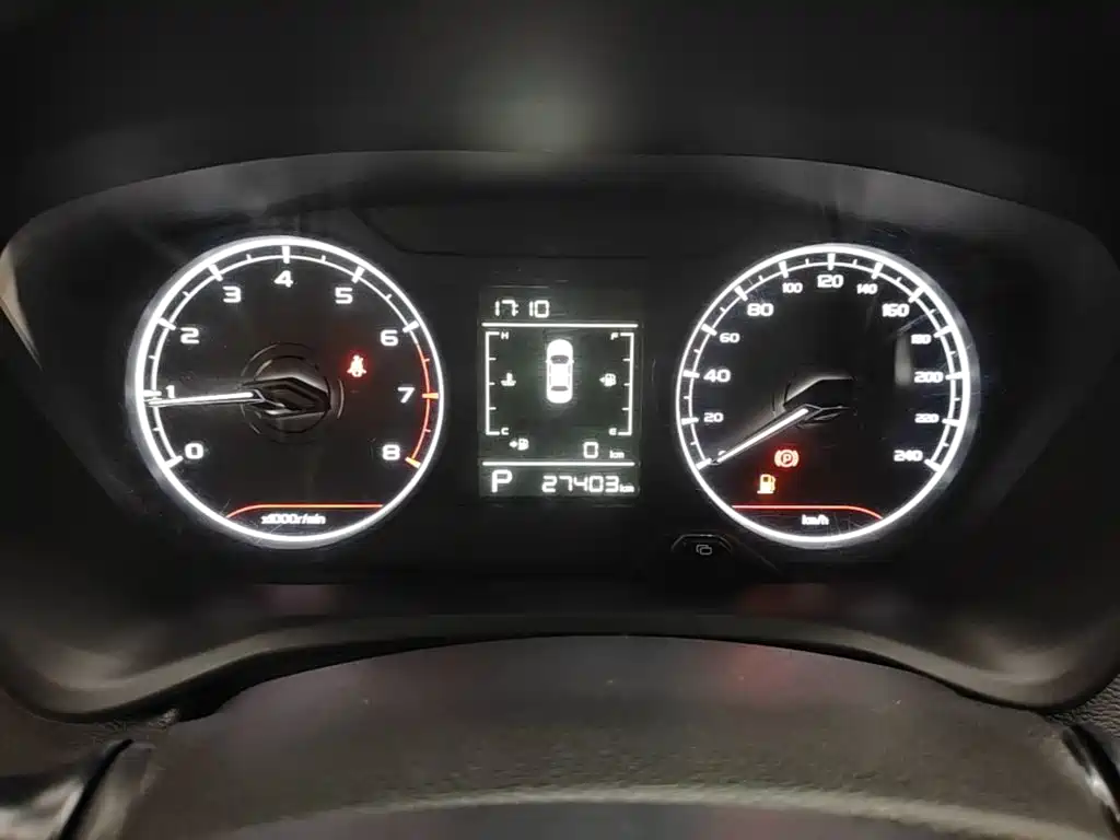 Geely Vision X3 — миниатюра 12