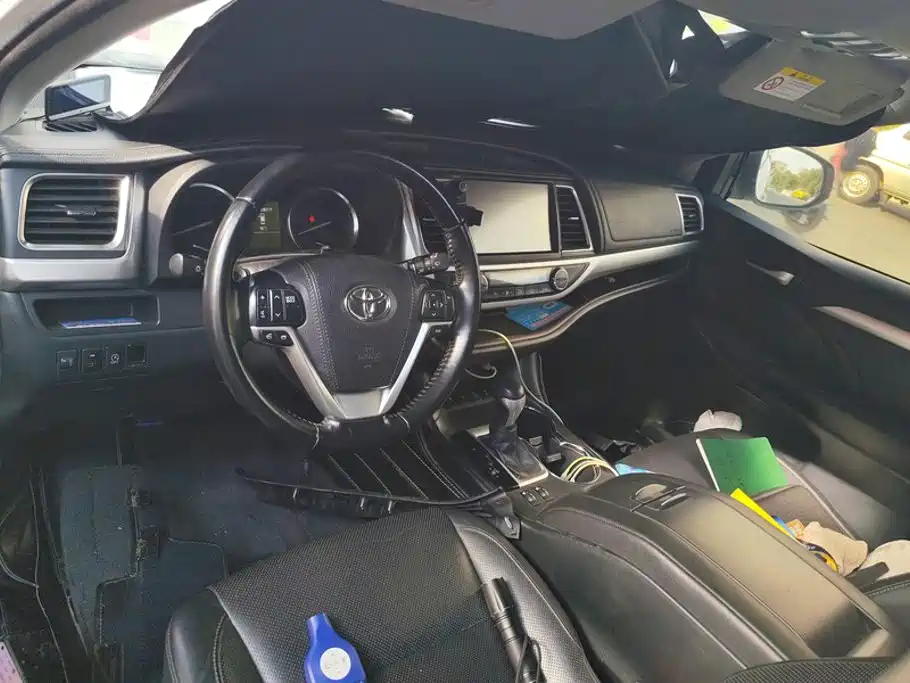 Toyota Highlander — миниатюра 12