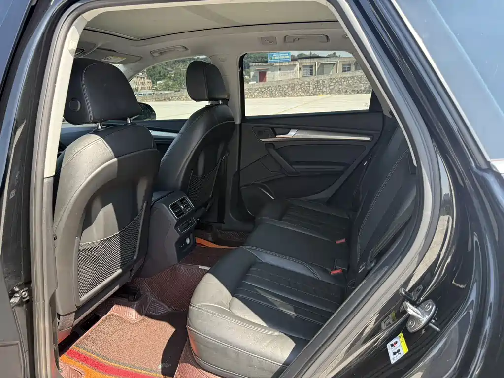 Audi Q5L — миниатюра 6