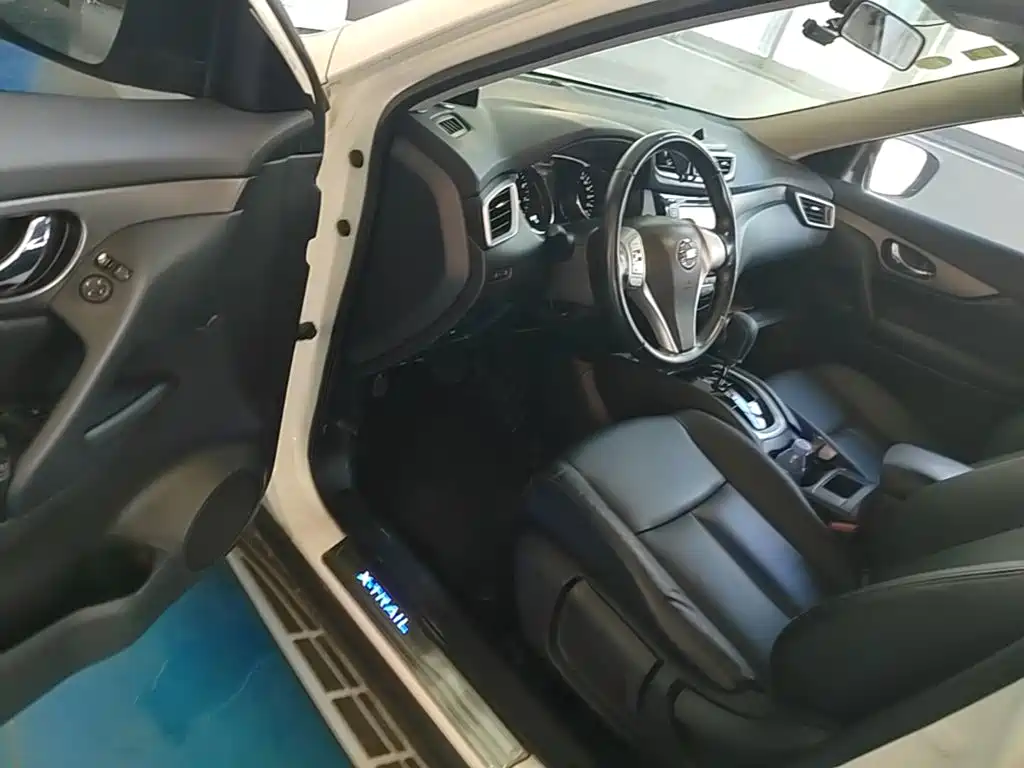 Nissan X-Trail — миниатюра 16