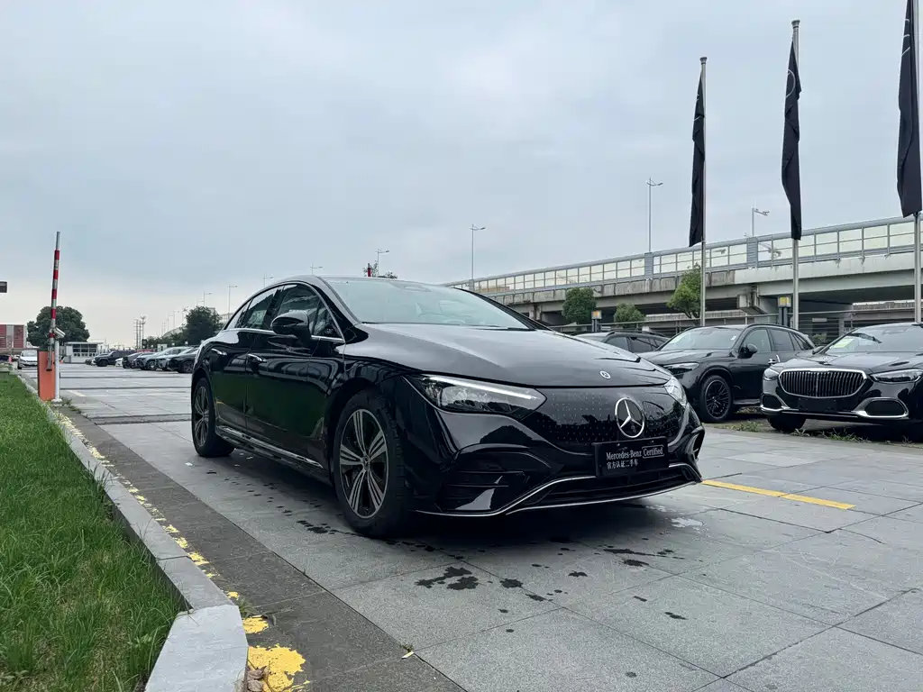 Mercedes-Benz EQE 2025 500 4MATIC