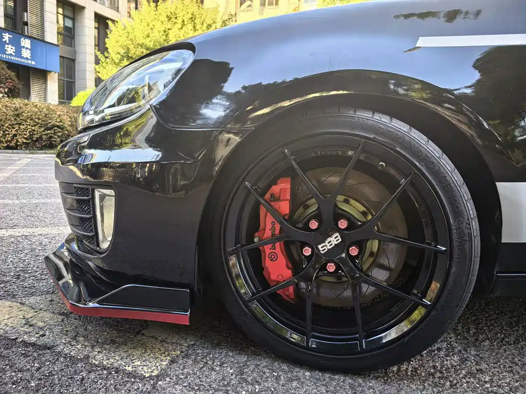 Volkswagen Golf GTI — миниатюра 7