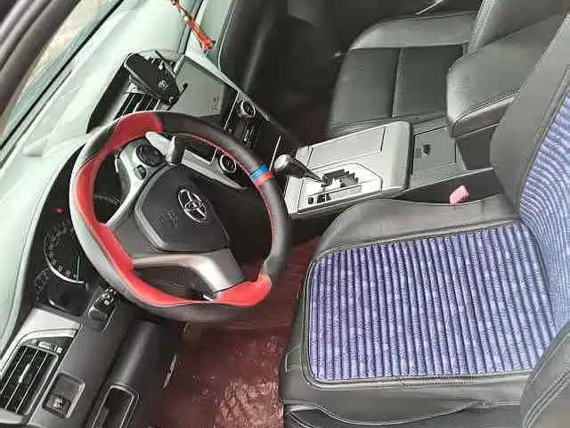 Toyota Camry 2012 2.0S