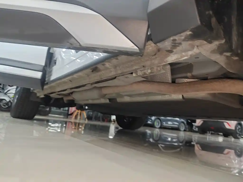 BYD L DM-i — миниатюра 21