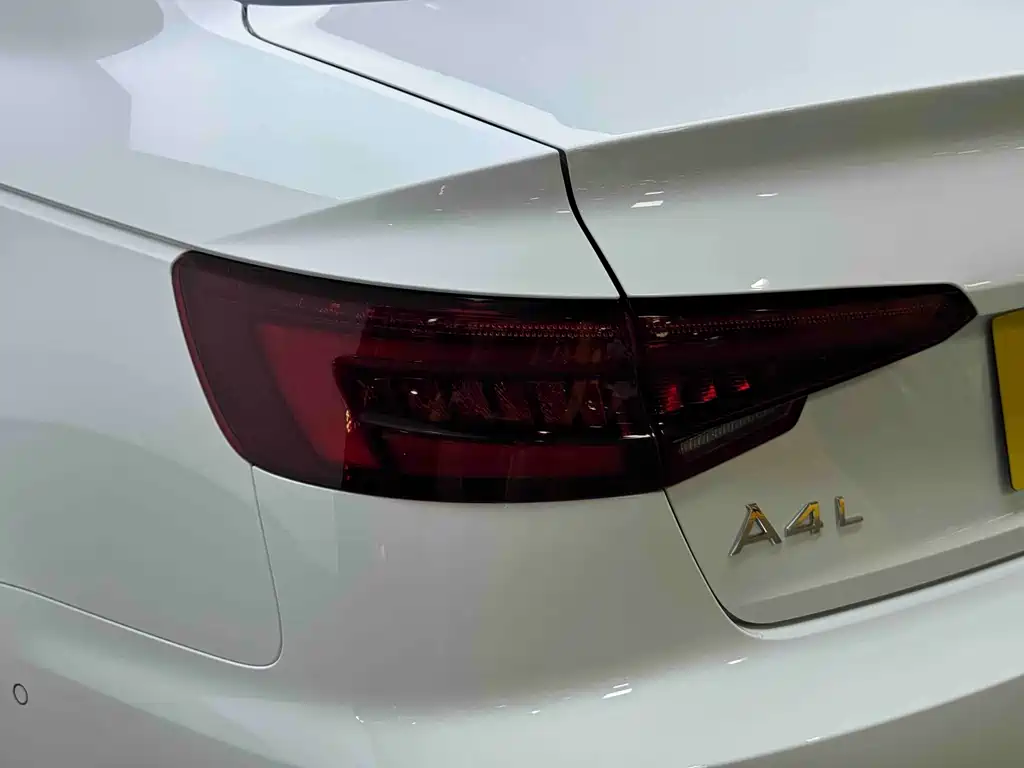 Audi A4L — миниатюра 8