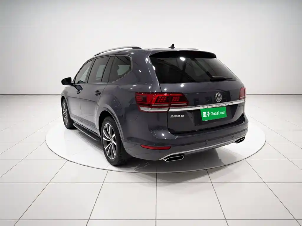 Volkswagen Teramont — миниатюра 4