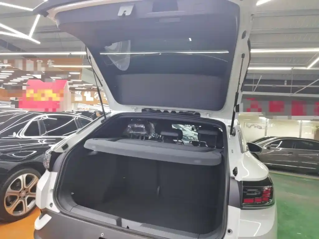 Volkswagen ID.4 Crozz — миниатюра 19