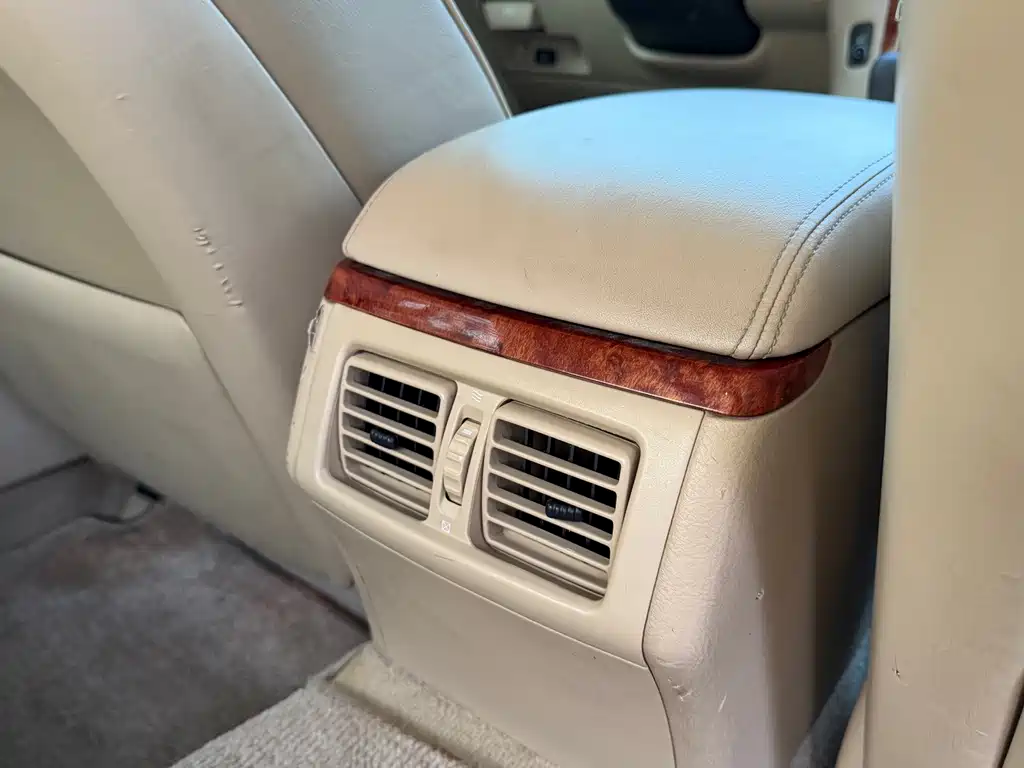 Toyota Crown — миниатюра 19