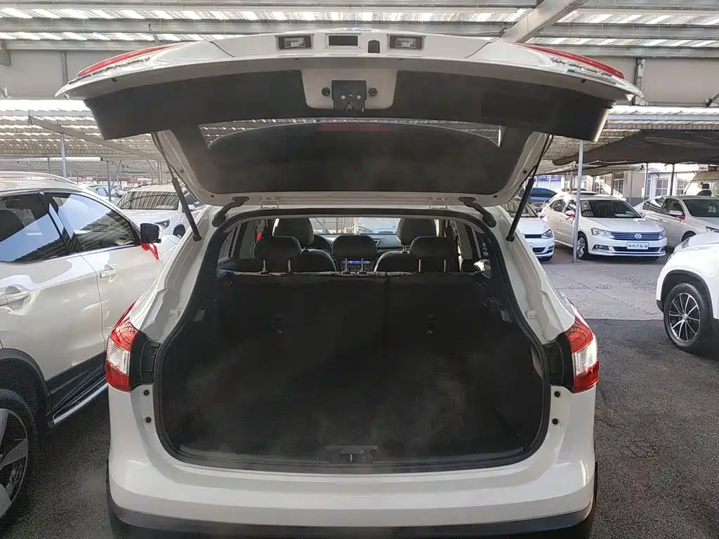 Nissan Qashqai — миниатюра 19