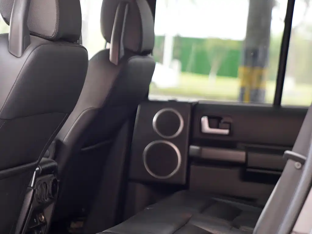 Land Rover Discovery — миниатюра 15