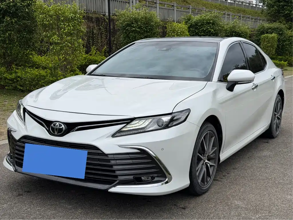 Toyota Camry 2022