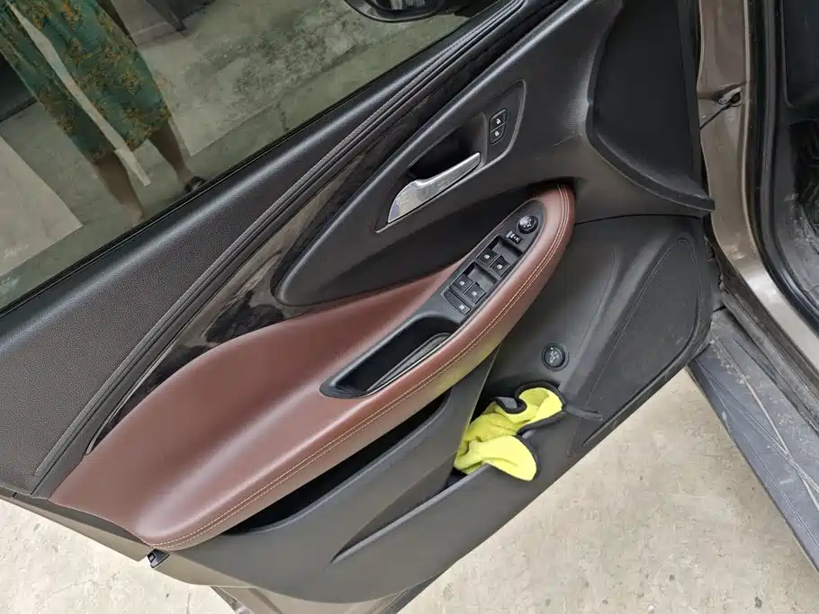 Buick Envision Plus — миниатюра 6